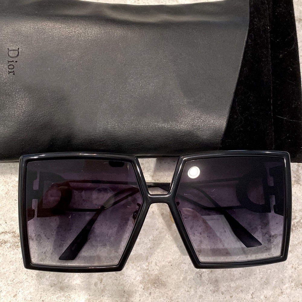 🖤DIOR AUTHENTIC SUNGLASSES 🕶